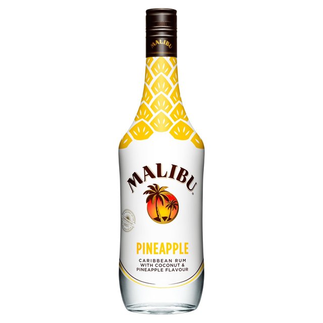 Malibu & Pineapple Coconut Rum 70cl